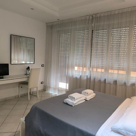 Tre R Bed & Breakfast Rome Bagian luar foto