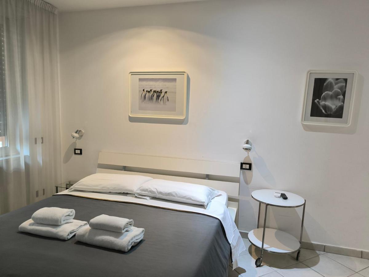 Tre R Bed & Breakfast Rome Bagian luar foto