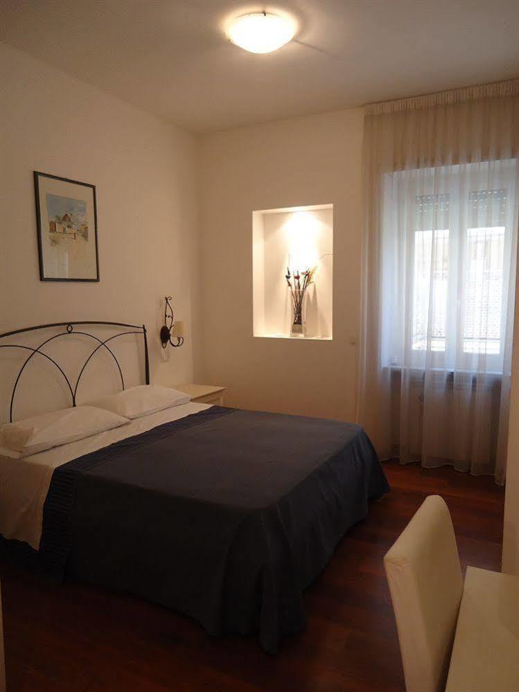 Tre R Bed & Breakfast Rome Bagian luar foto